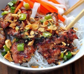 SUẤT ĂN CÔNG NGHIỆP TẠI BÌNH DƯƠNG